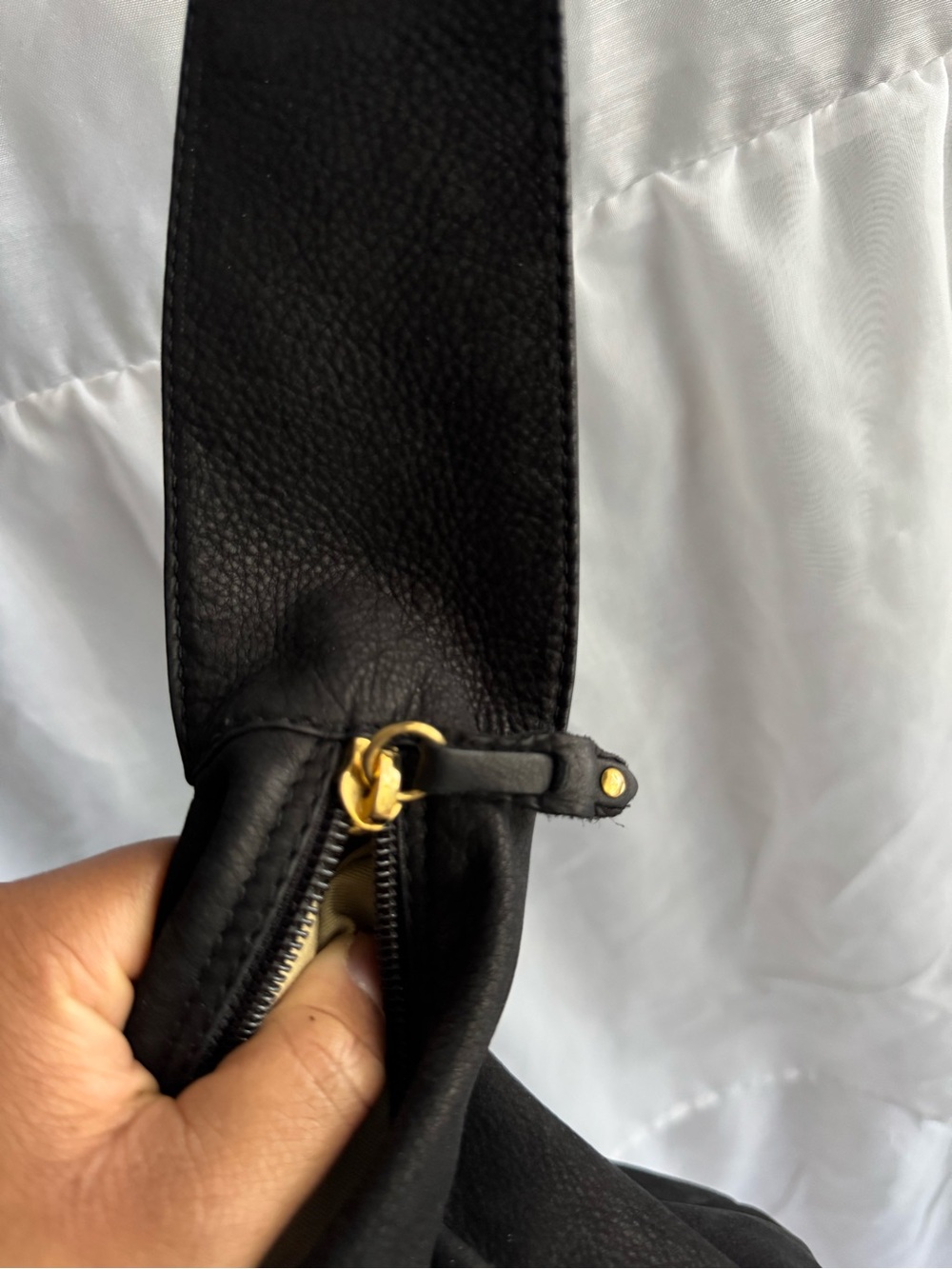 Tuscan’s Leather Tote Bag - Picture 6 of 7